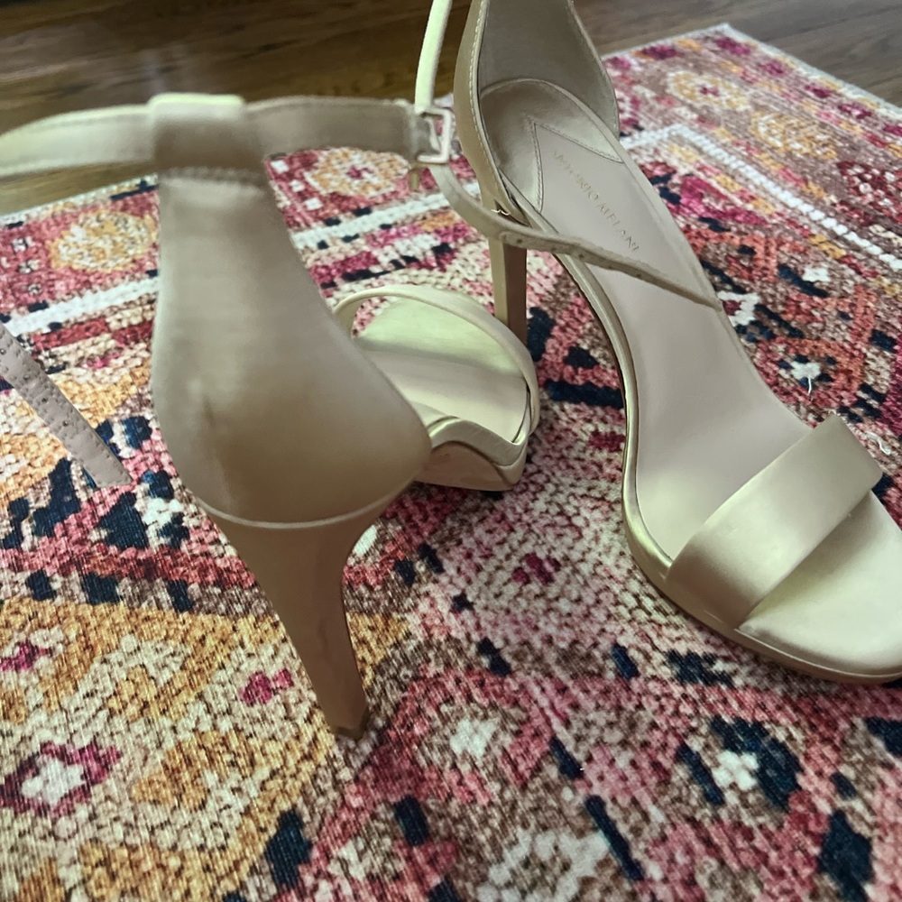 ANTONIO MELANI Cream Strappy Heels